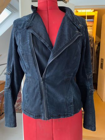 G-STAR Jeansjacke dunkelblau Grösse M, guter Zustand