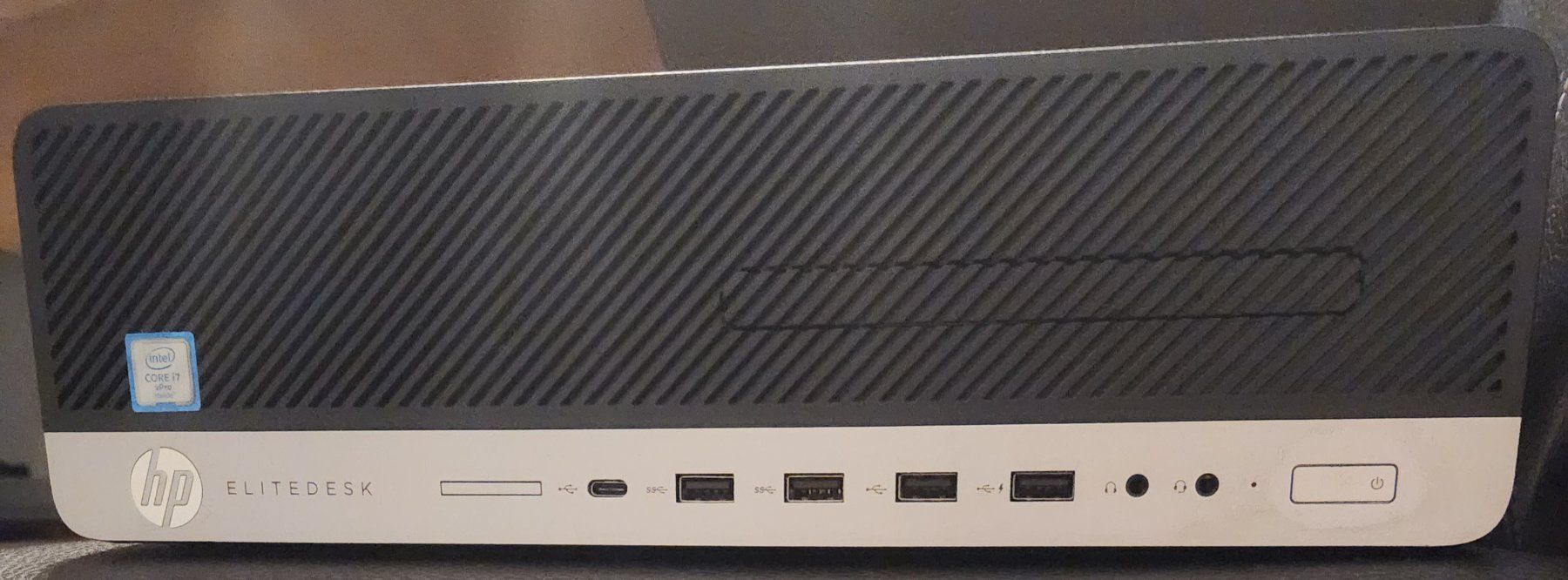 Hewlett Packard PC: HP Elitedesk 800 G3 mit Windows 11 – Usato da Niederbipp venduto da ddi_2pzb