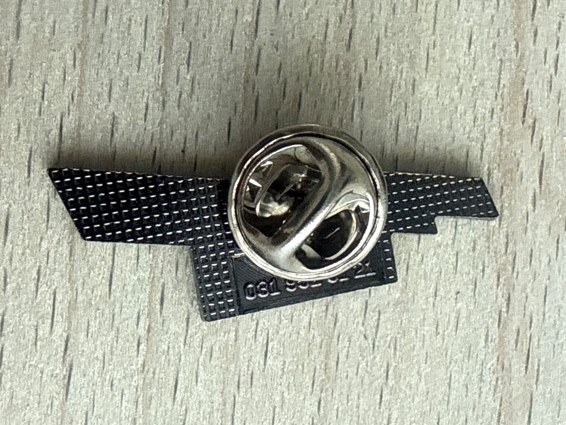 Placchette & Badge: Pin Giuliano di Sano Malergeschaeft – Usato da Glattbrugg venduto da Schweigmatt 1