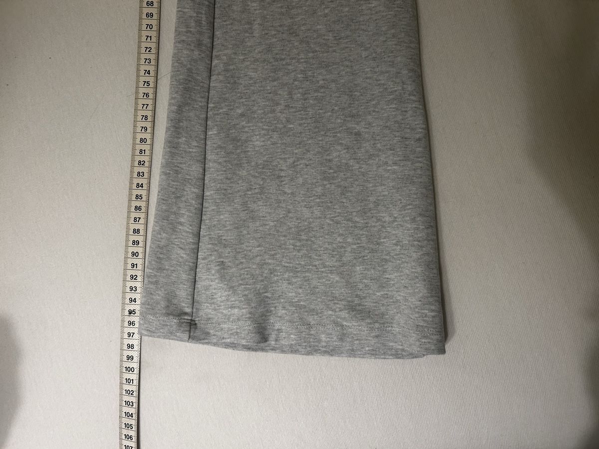 Bershka Leggings: Graue Yoga Pants – Usato da Uster venduto da alin13e 1