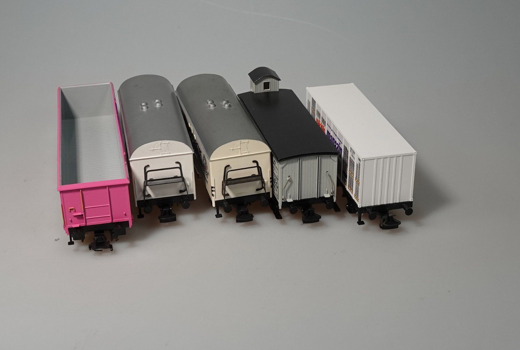 Märklin Modellini di ferrovie: Märklin H0 12 Containerwagen – Usato da Niederglatt ZH venduto da bego8172 3