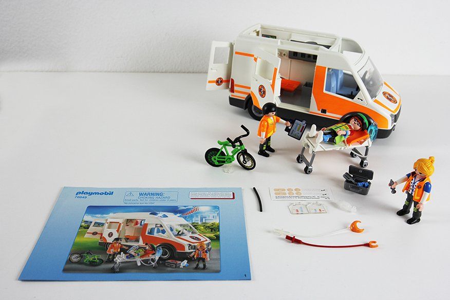 Playmobil Rettungswagen mit Licht 70049 - Krankenwagen (Gebraucht) in ...