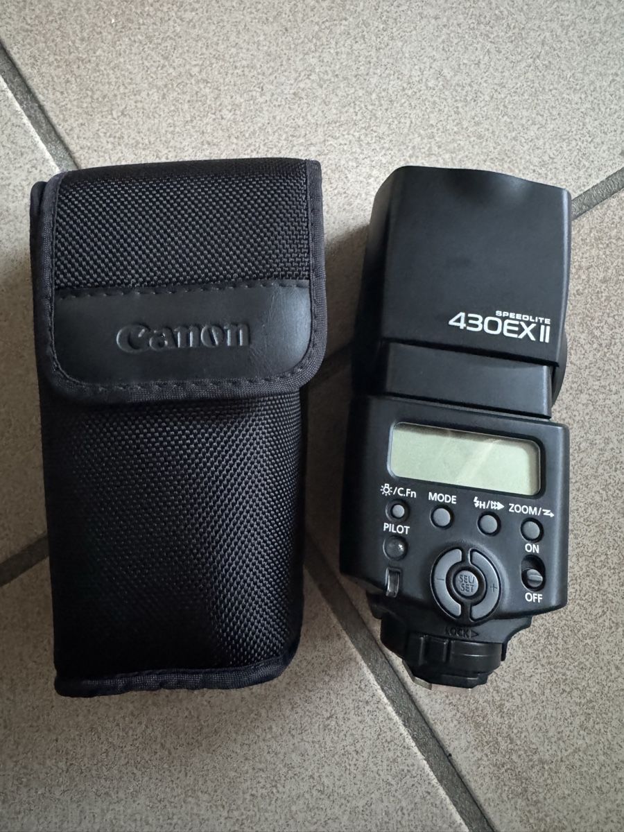 Canon Kamera: Canon EOS 7D Profi Set mit Objektiven und Blitz – Gebraucht aus Lufingen von steinijr 5