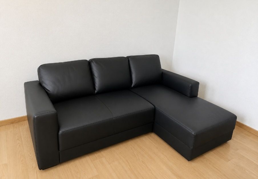 Sofas: kunstleder Sofa – Gebraucht aus Untersteckholz von Cha_cv6x