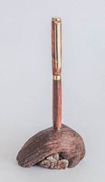 Kugelschreiber mit Sockel Wein-Rebenholz