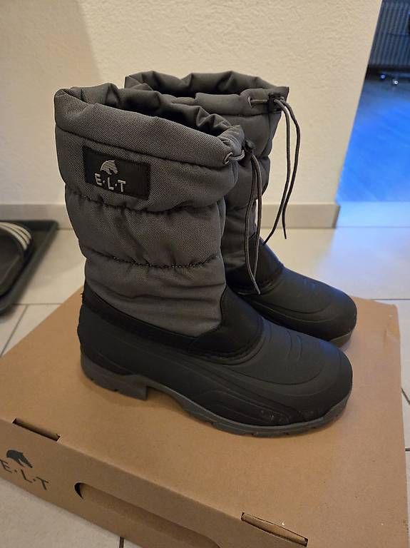 Scarpe da donna: Thermostiefel ELT Gr. 39 neu – Usato da Zürich venduto da CaitH