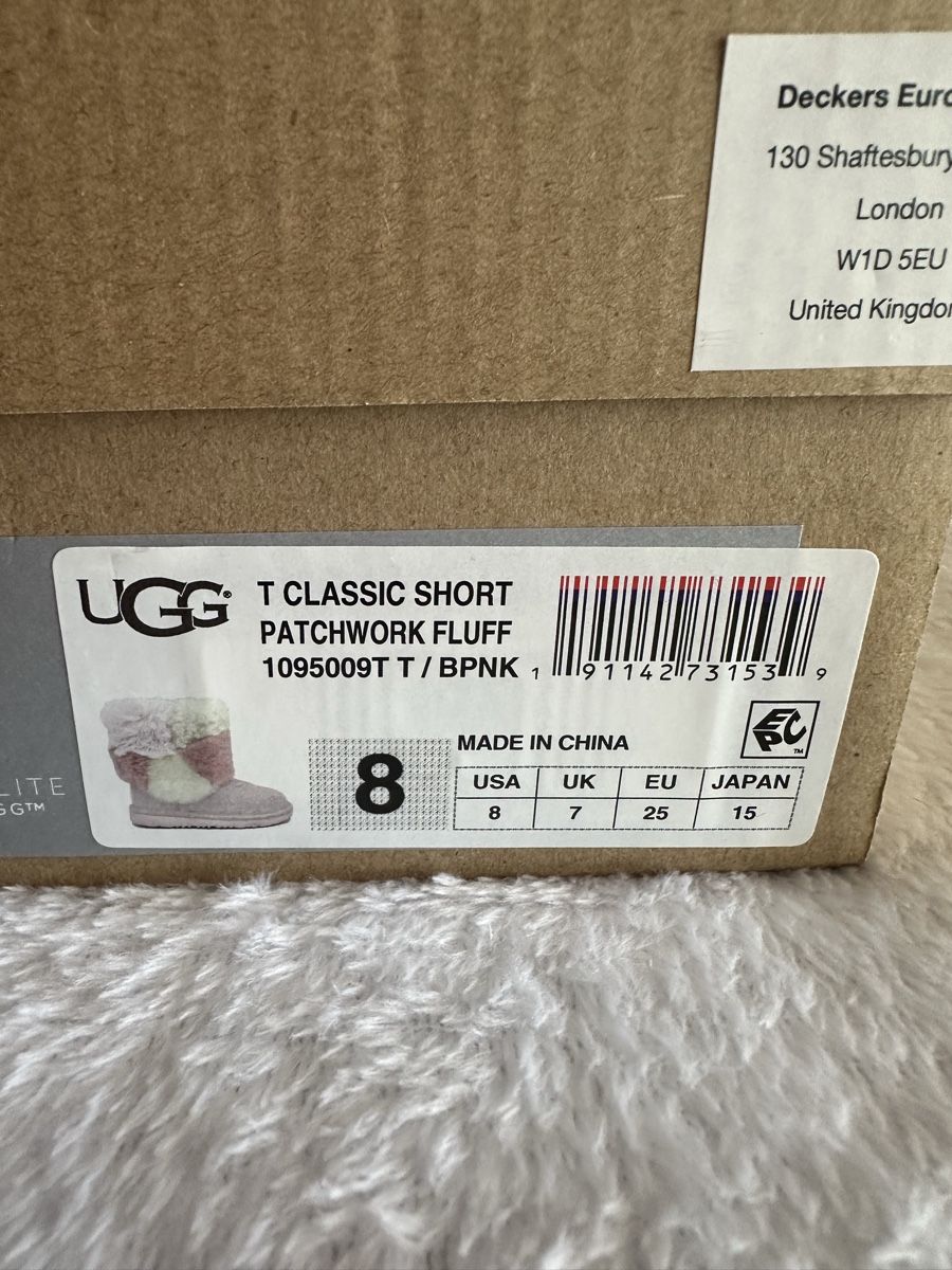 Ugg Scarpe per ragazze: UGG Boots Classic Short Patchwork Fluff Grösse 25 rosa🎀 – Usato da Safenwil venduto da Whoopie1 9