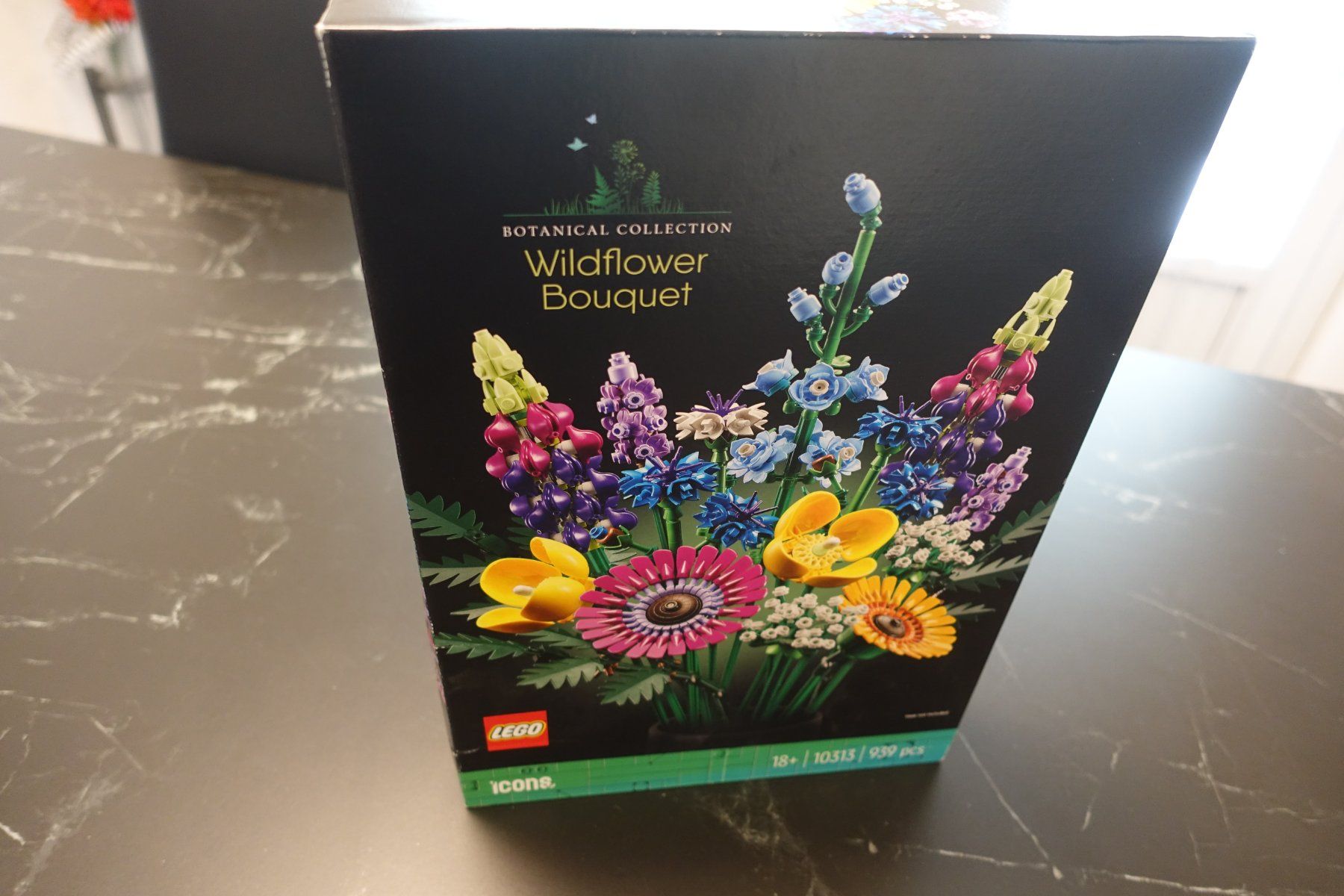 Lego Giocattoli: Lego 10313 Wildflower – Nuovo e nell'imballaggio originale da Belp venduto da Mazarron58
