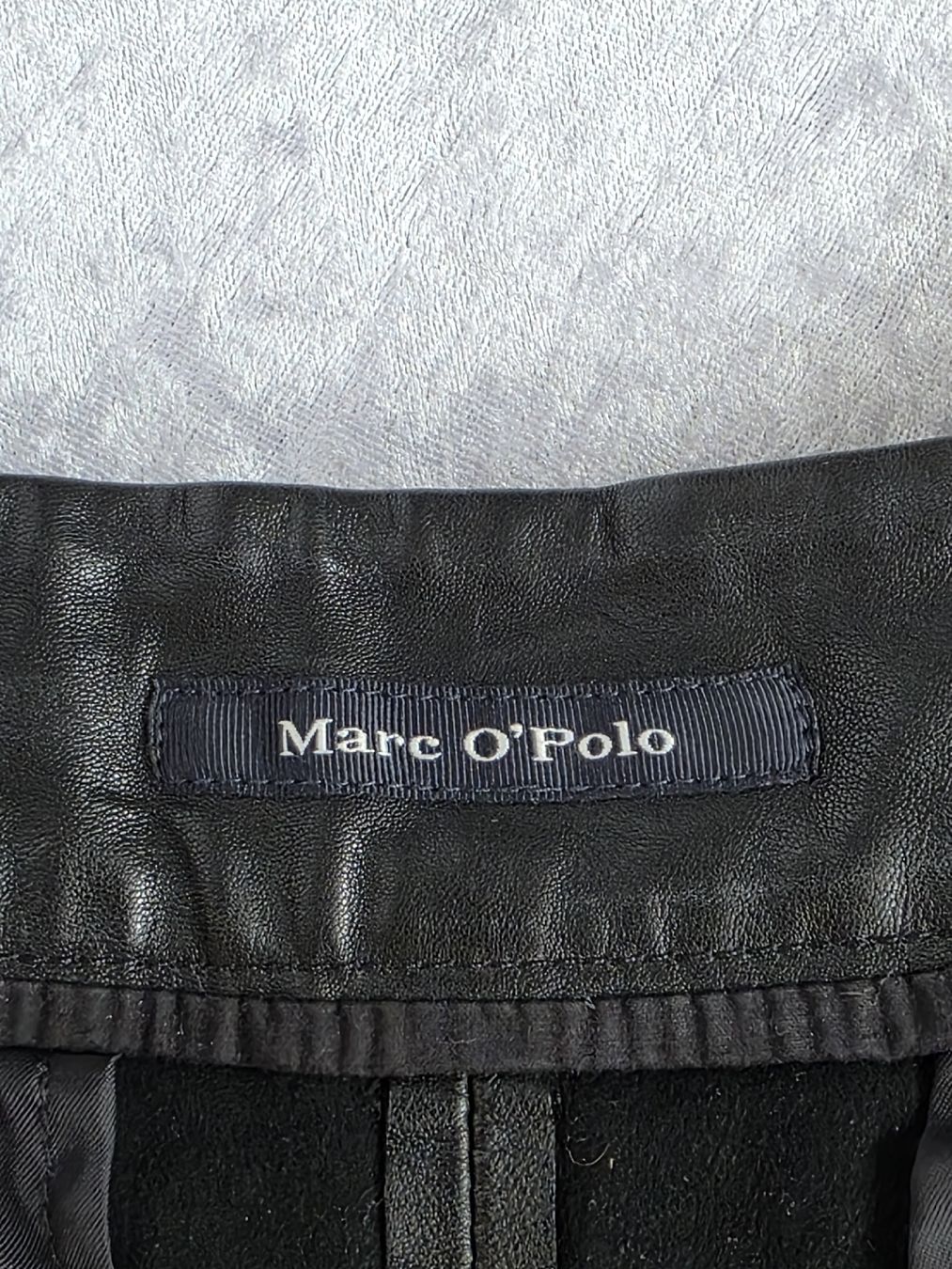 Marc O'Polo Pantaloni: Leder-Shorts-Marc O'Polo – Nuovo (secondo la descrizione) da Pfäffikon SZ venduto da hrs_k2tn 1