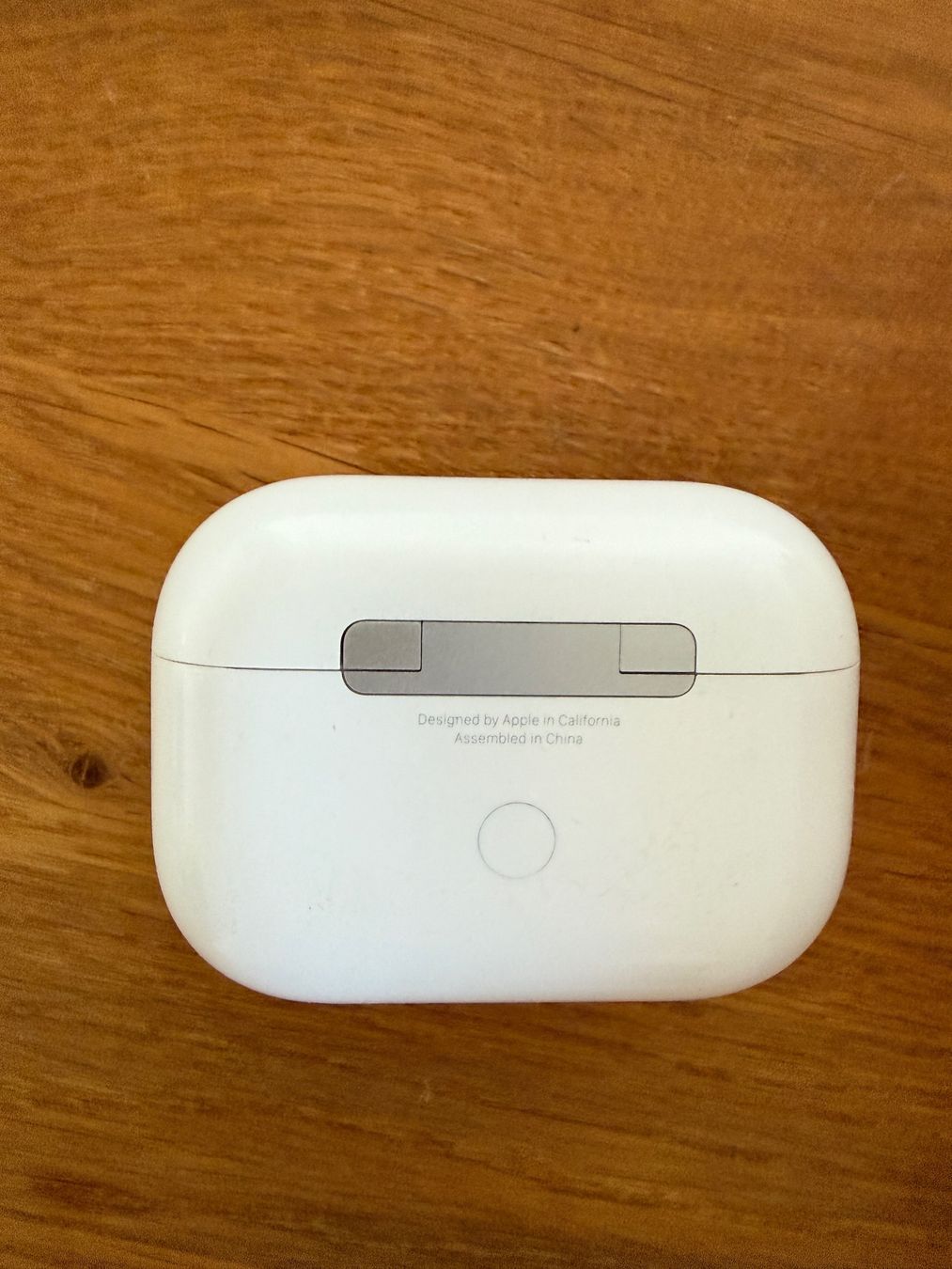 Apple Cuffie: APPLE AirPods Pro 1 Charging Case – Usato da Lausanne venduto da Nine1982 5