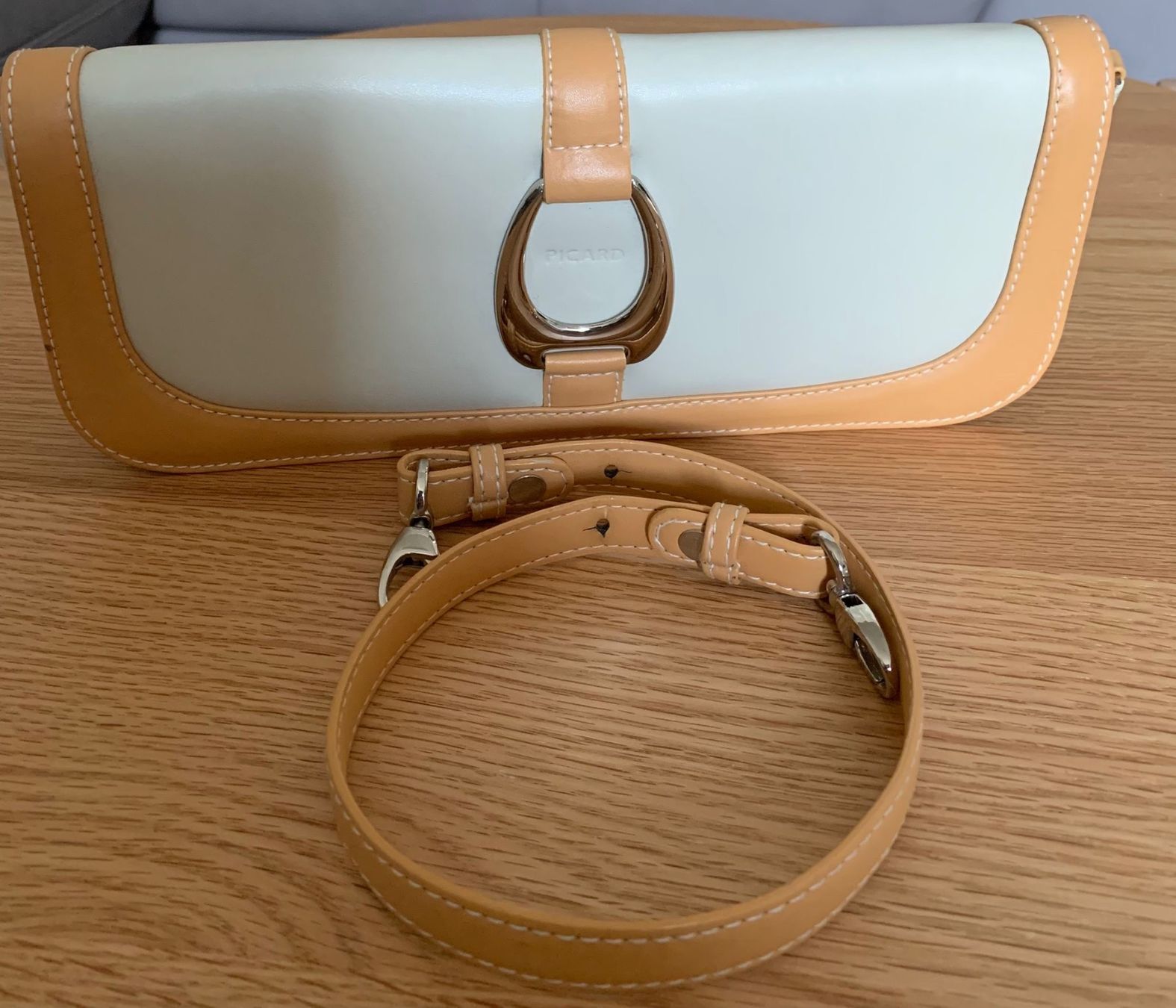 Picard Borse da donna: Picard Leder Tasche Clutch weiss helles orange Aprikose – Usato da Nussbaumen AG venduto da brigitebardot 1