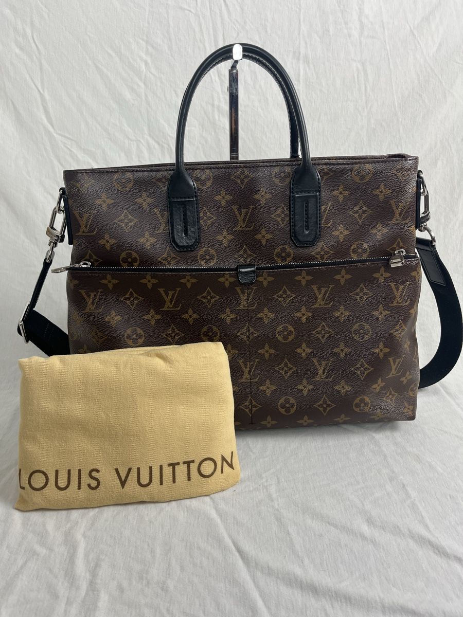 Louis Vuitton Valises & Sacs: Louis Vuitton Monogram Macassar  – D'occasion à Mörschwil par ReLuxeAtelier