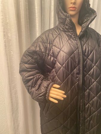 MUST HAVE - zeitloser Steppmantel schwarz, L/XL