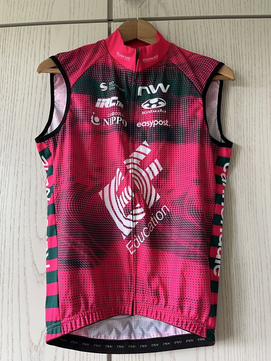 Gilet & Giacche: Velogilet – Nuovo (secondo la descrizione) da Wermatswil venduto da -secondchance-