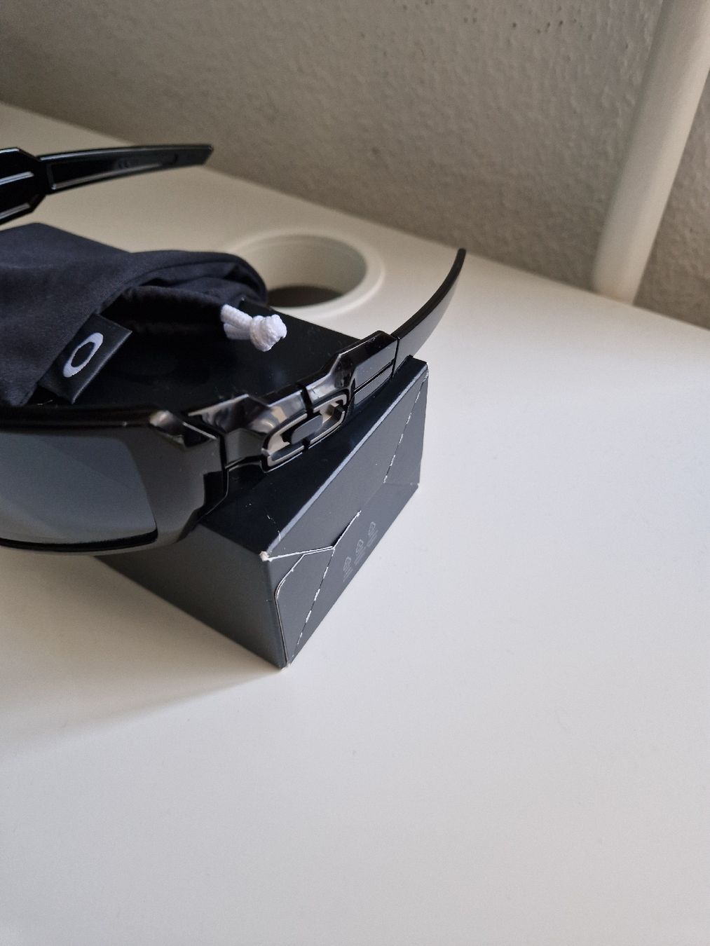 Brillen & Gläser: Oakley Oil Rig  polarized – Neu und originalverpackt aus Riehen von mbahn 3