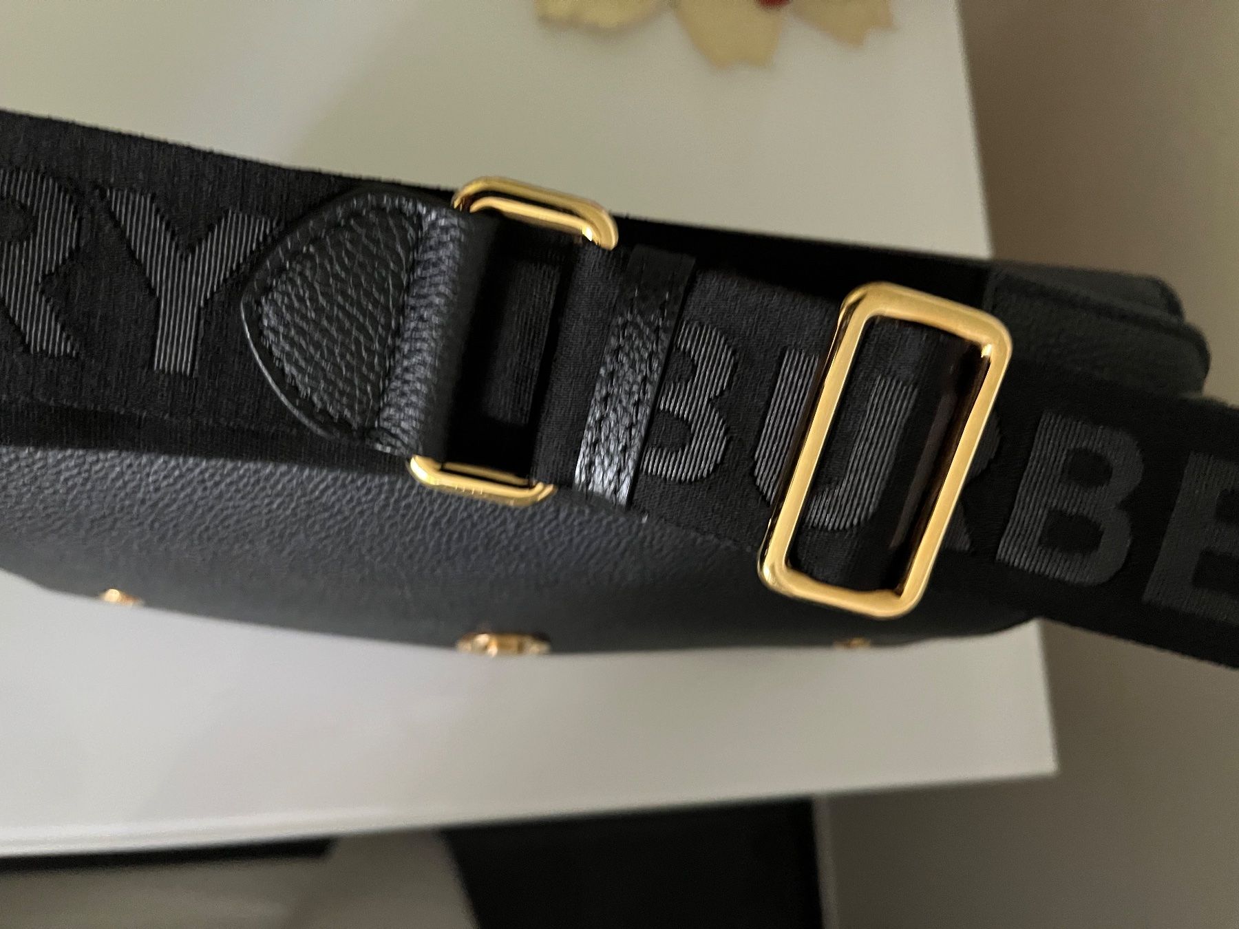 Burberry Borse: Burberry Ledertasche – Usato da Metzerlen venduto da DG71 3