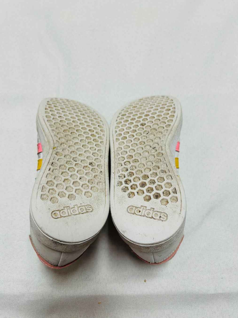 Adidas Scarpe per ragazze: Adidas Sneaker – Usato da Stein am Rhein venduto da Simplex1 2