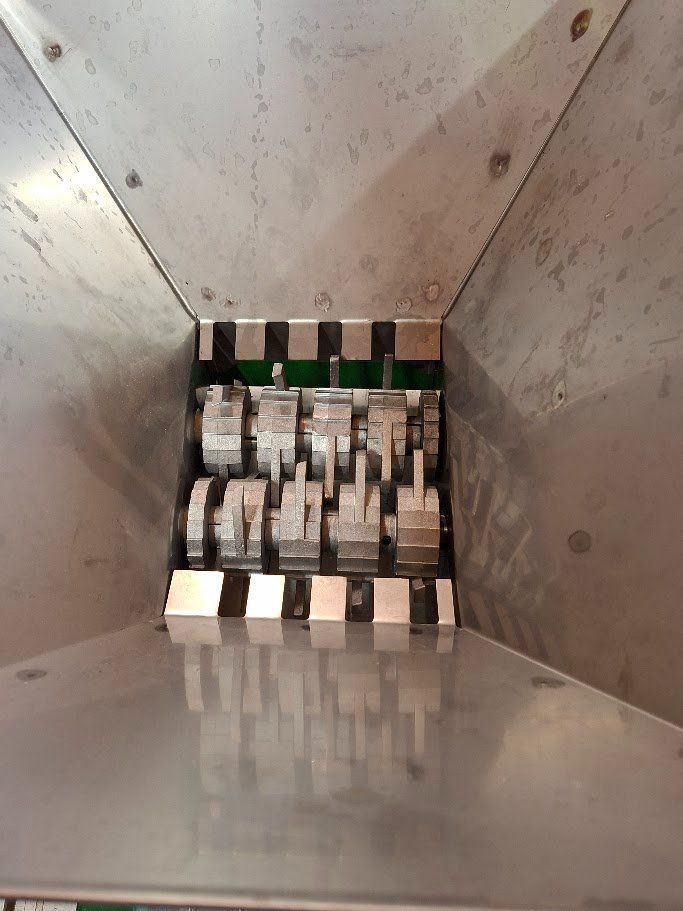 Alle Maschinen: Obstmühle – Neu (gemäss Beschreibung) aus Hämikon von dan_z9sf 1