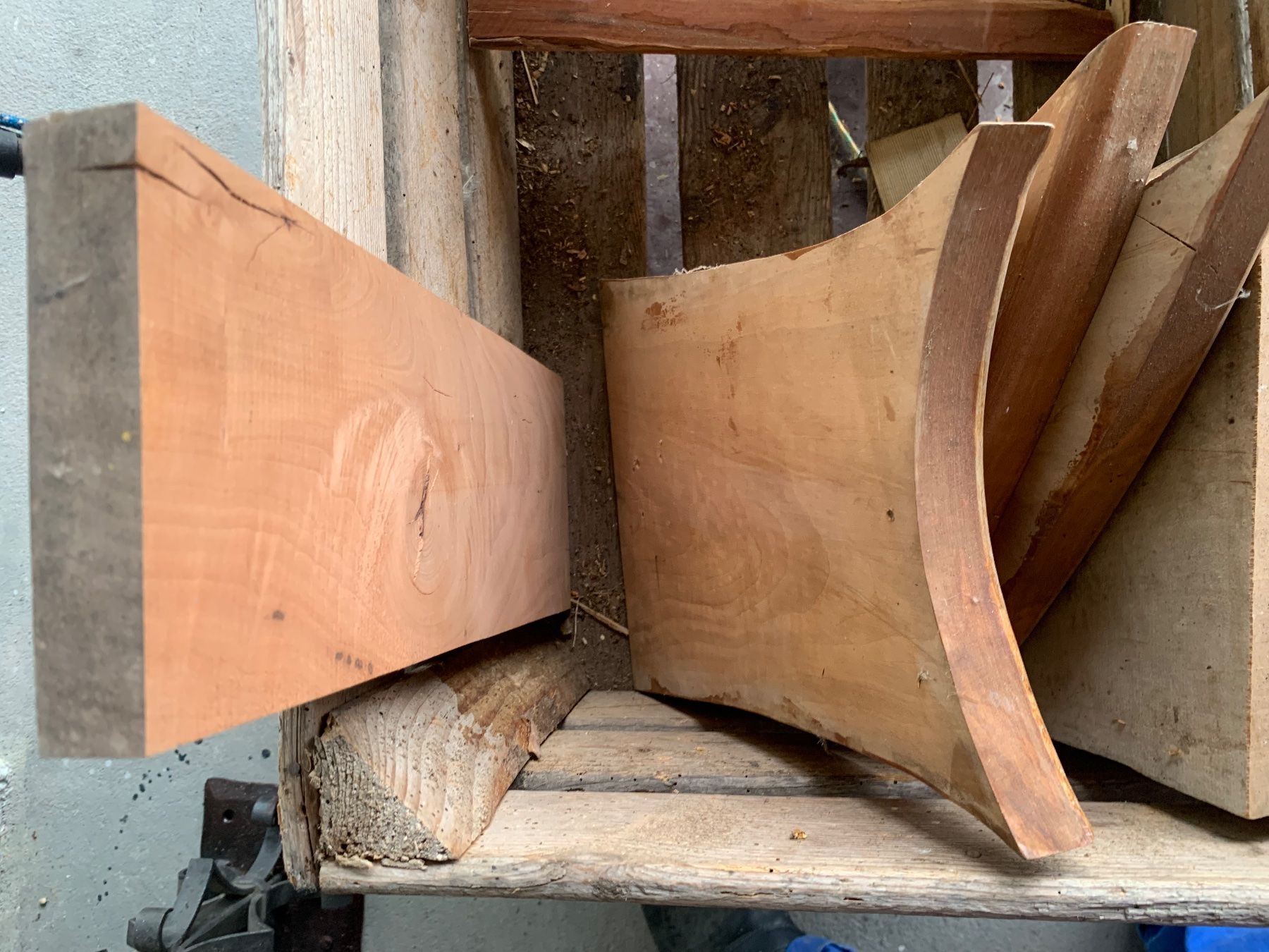 Articoli in legno: Zwetschenholz – Usato da Lustdorf venduto da Monokell 2