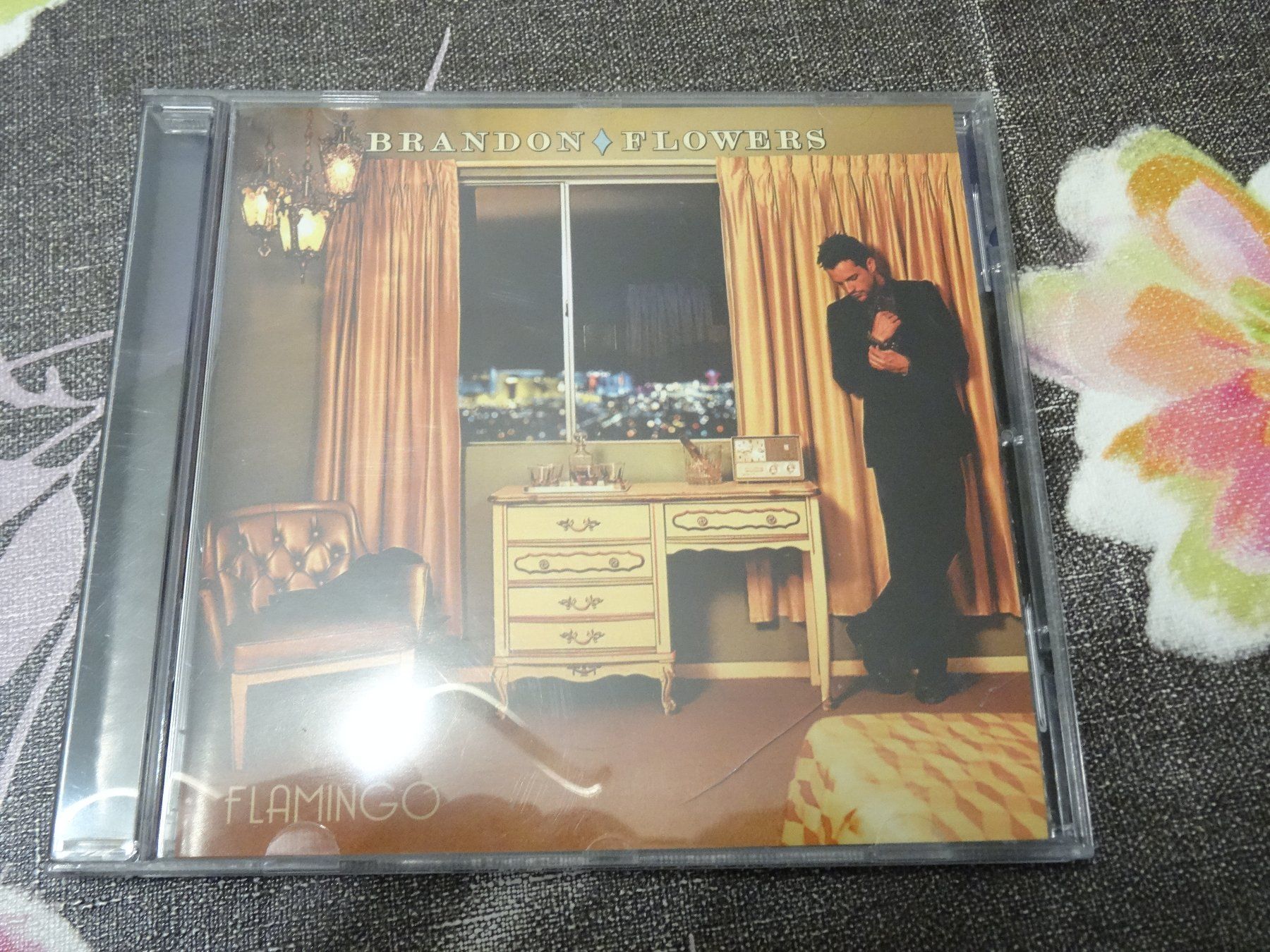 CDs: Brandon Flowers - Flamingo CD – Gebraucht aus Olten von Disc-Ausverkauf