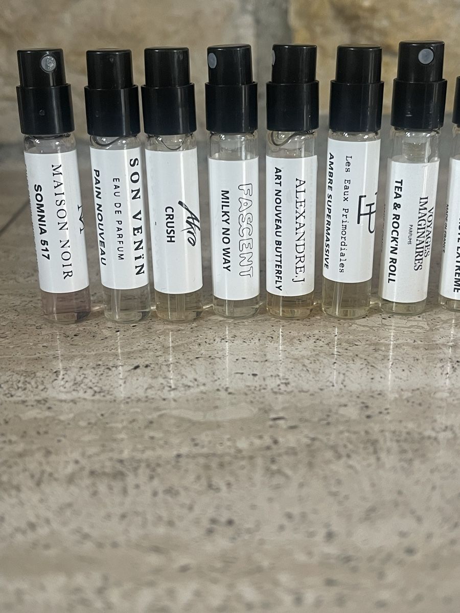 Profumi & Eau de Toilette: Parfum Proben Set, Niche! 11x2ml – Usato da Oberdorf BL venduto da Fiomina1 1