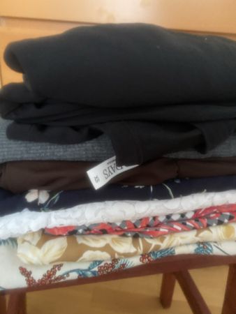 30-Piece Clothing Bundle
