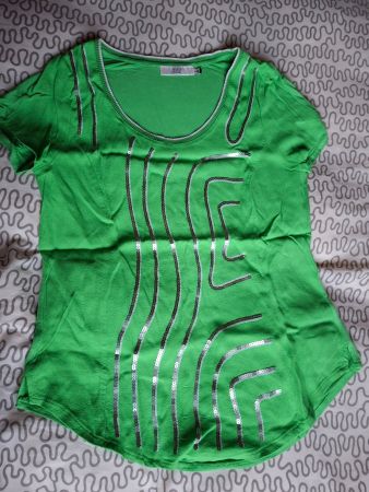 T-shirt taille 42 marque Miss Captain Trend