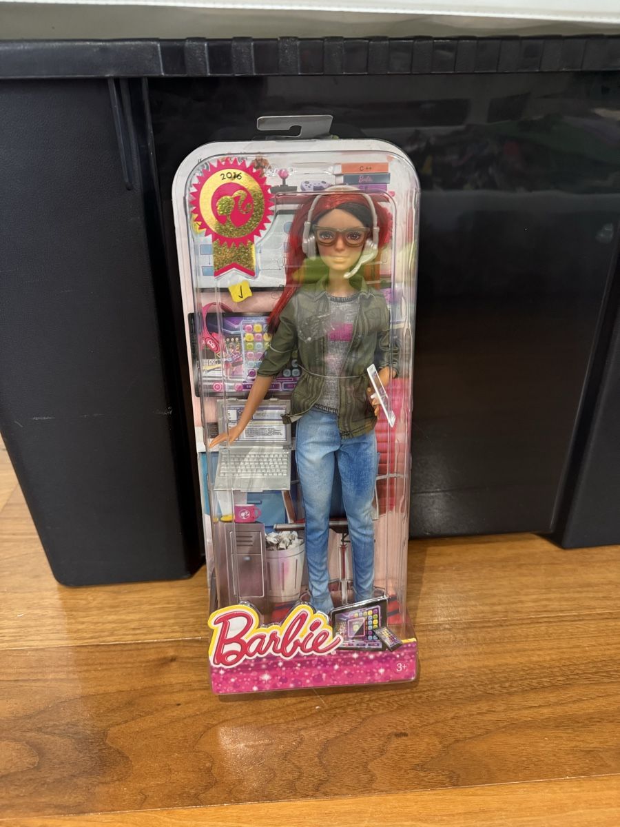 Puppen: Barbie Puppe Spieleentwicklerin 2016 – Neu und originalverpackt aus hägglingen von tamayra 4