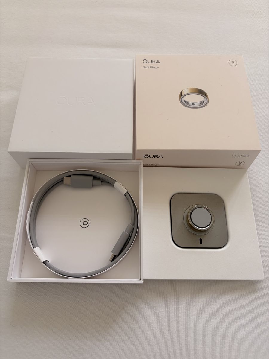 Oura Ringe: Oura Ring 4, gold, Gr. 8 – Gebraucht aus Wallisellen von Poenie