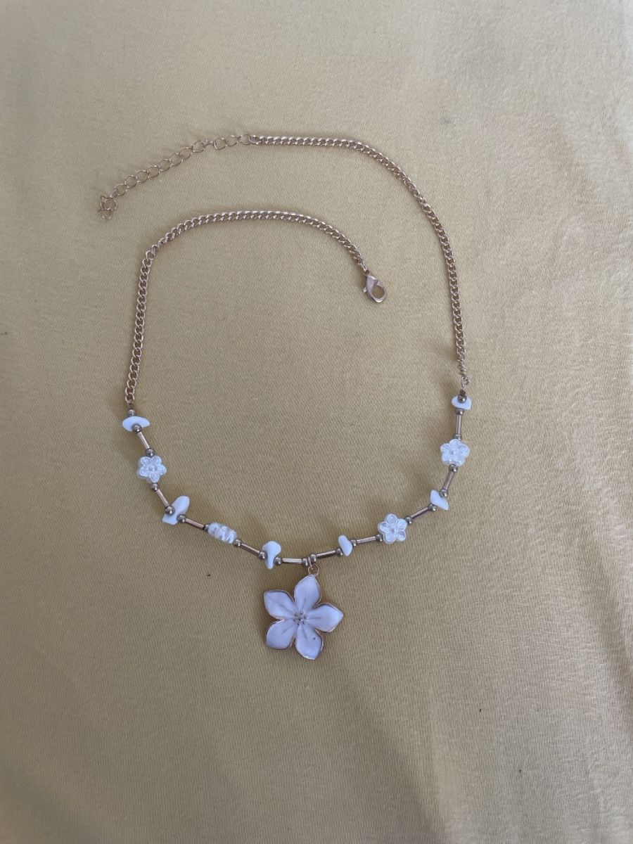 Catenine: Blumen Halskette Gold – Nuovo (secondo la descrizione) da Düdingen venduto da Saaaaem