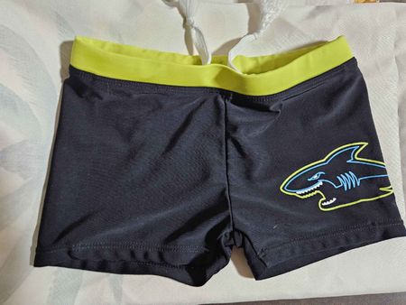Badehose für Jungs mit Hai-Motiv, Grösse 98