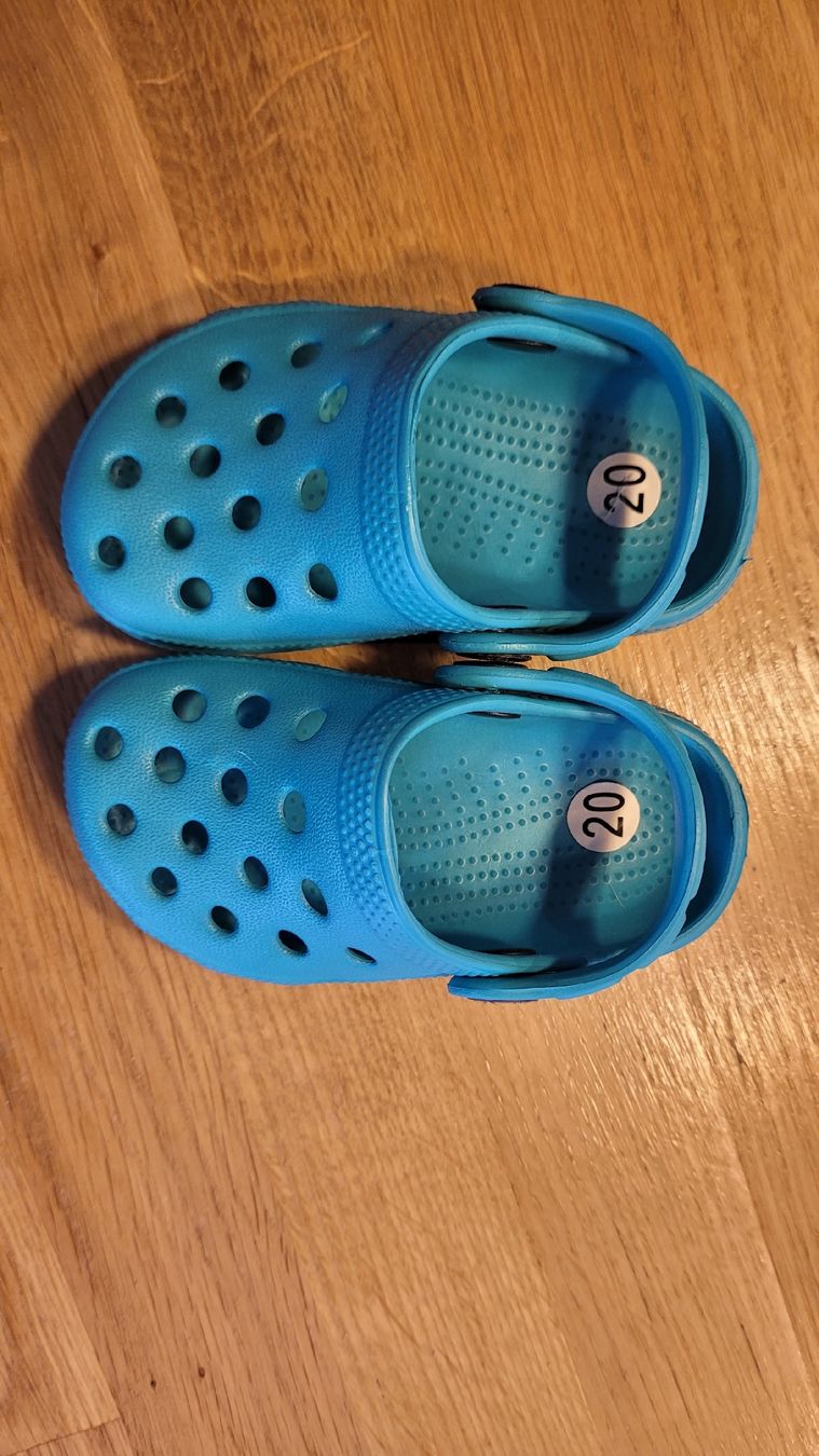 Scarpe per ragazzi: Clogs, Badesandalen / Grösse 20 – Nuovo (secondo la descrizione) da Uetendorf venduto da Heyhey3661 4