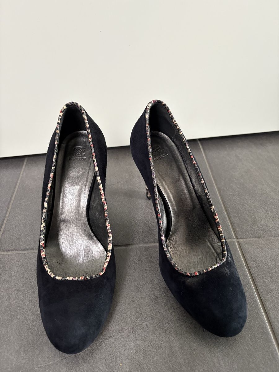 Navyboot Scarpe da donna: Wildleder Pumps Navyboot Gr. 37.5 – Usato da Tagelswangen venduto da lykainion