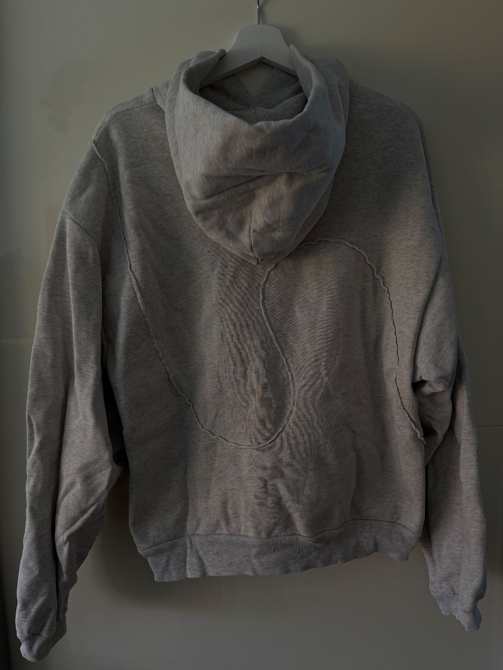 Maglioni & Felpe: Erl Hoodie Grey – Nuovo (secondo la descrizione) da Nürensdorf venduto da gla_5tjl 1