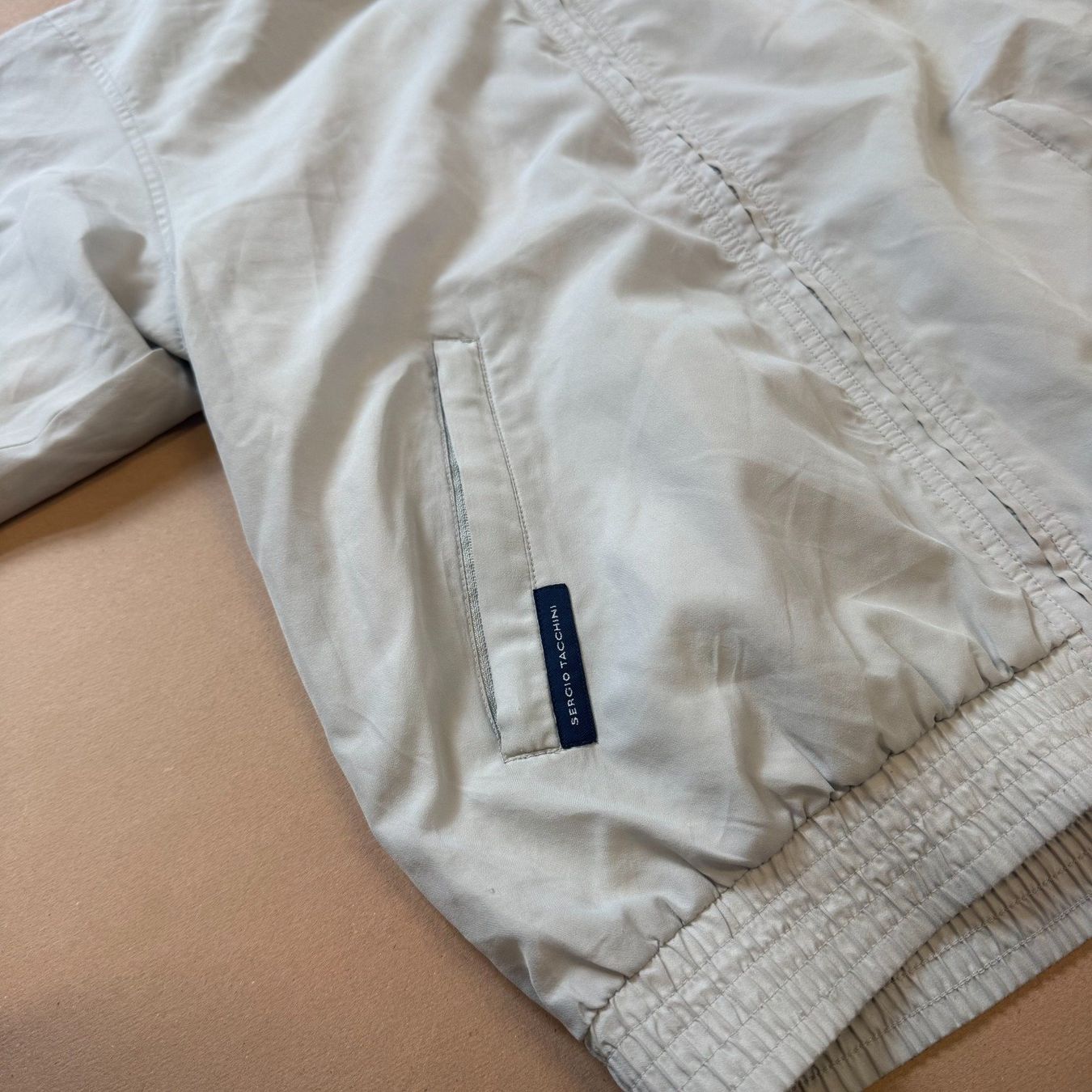 Giacche: Sergio Tacchini vintage grey track jacket – Usato da St. Gallen venduto da sourced_limited 2