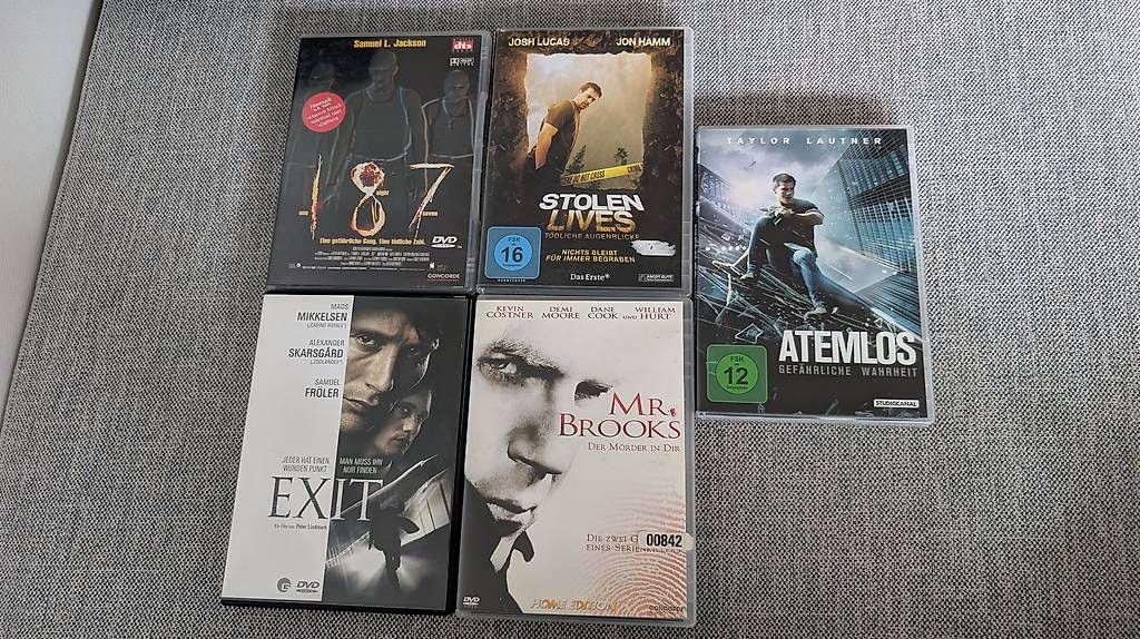 Tutti i DVDs: 9 DVDs / Blade / 187 / usw – Usato da Nussbaumen AG venduto da sziszi89 1