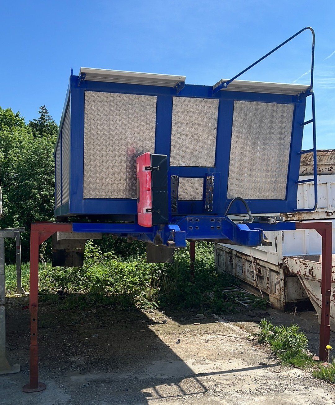 Tutte le macchine: Rebmann Transport zwei Kammer Thermosilo – Usato da Hasle LU venduto da Arag08