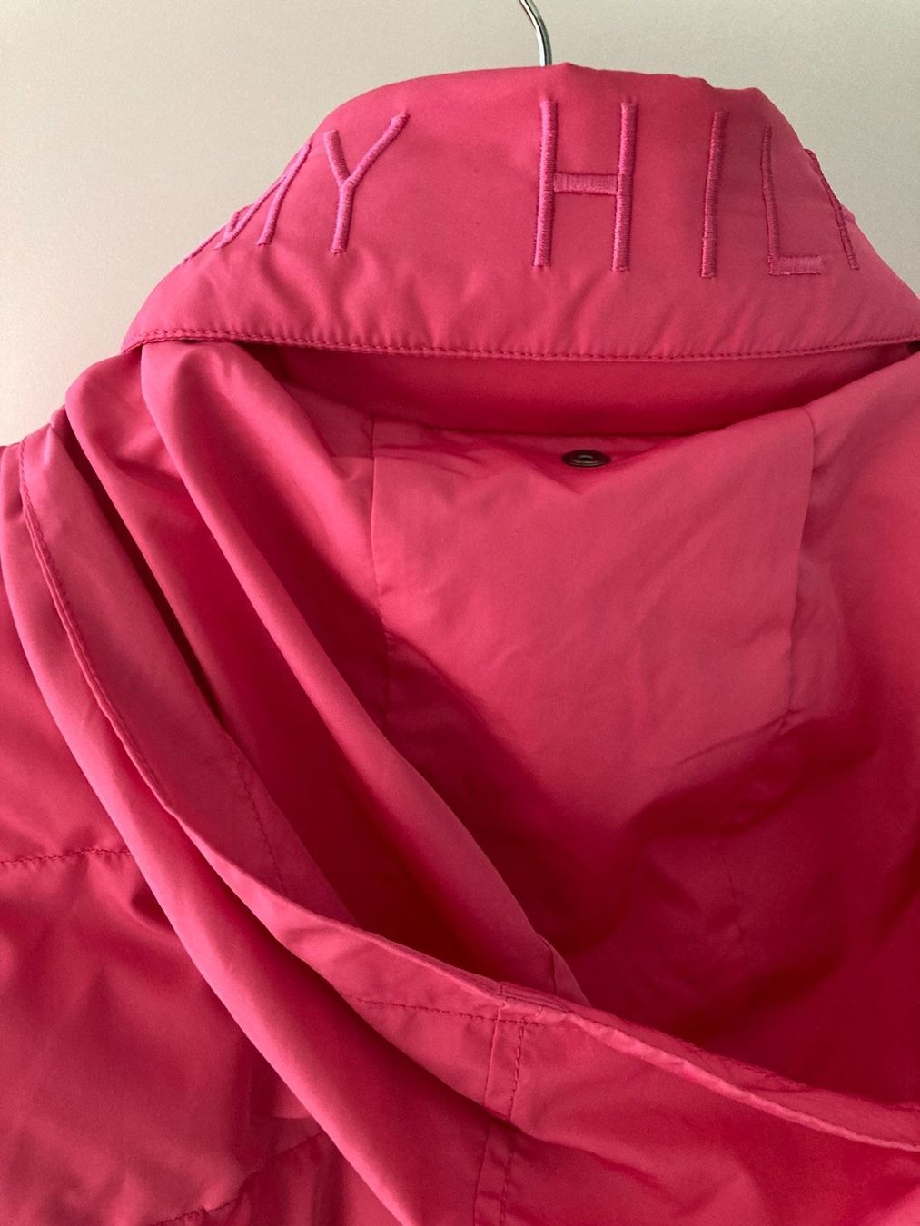 Tommy Hilfiger Giacche & Cappotti: Tommy Hilfiger Mädchen Jacke Grösse 164 – Usato da Pratteln venduto da Miki_ 2