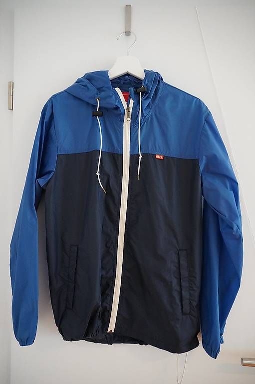Vestes: Obey Jacke – D'occasion à Hindelbank par sarahcw