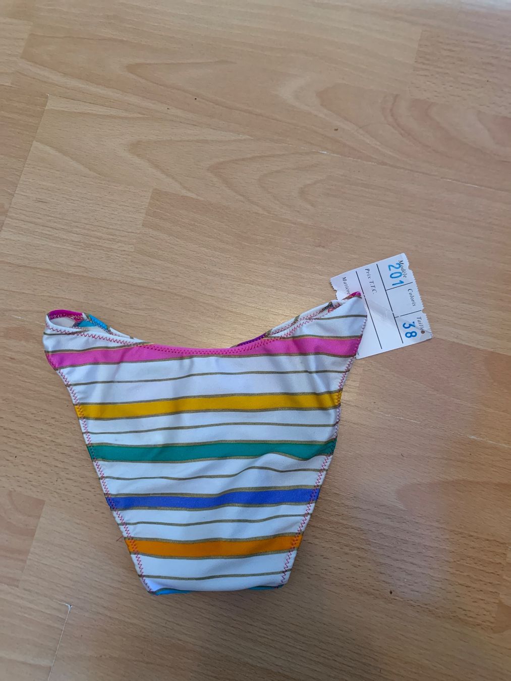 Maillots de bain & Bikinis: Bas de bikini vintage taille 36 CH – D'occasion à MEYRIN par Gwendo10 1