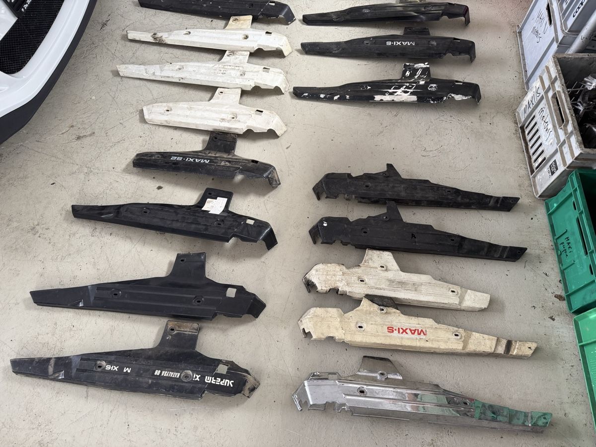 Puch Parti ricambio per ciclomotori: 17x PUCH MAXI S S2A Seitenschutz - cache latéral – Usato da Courtételle venduto da claude41 6