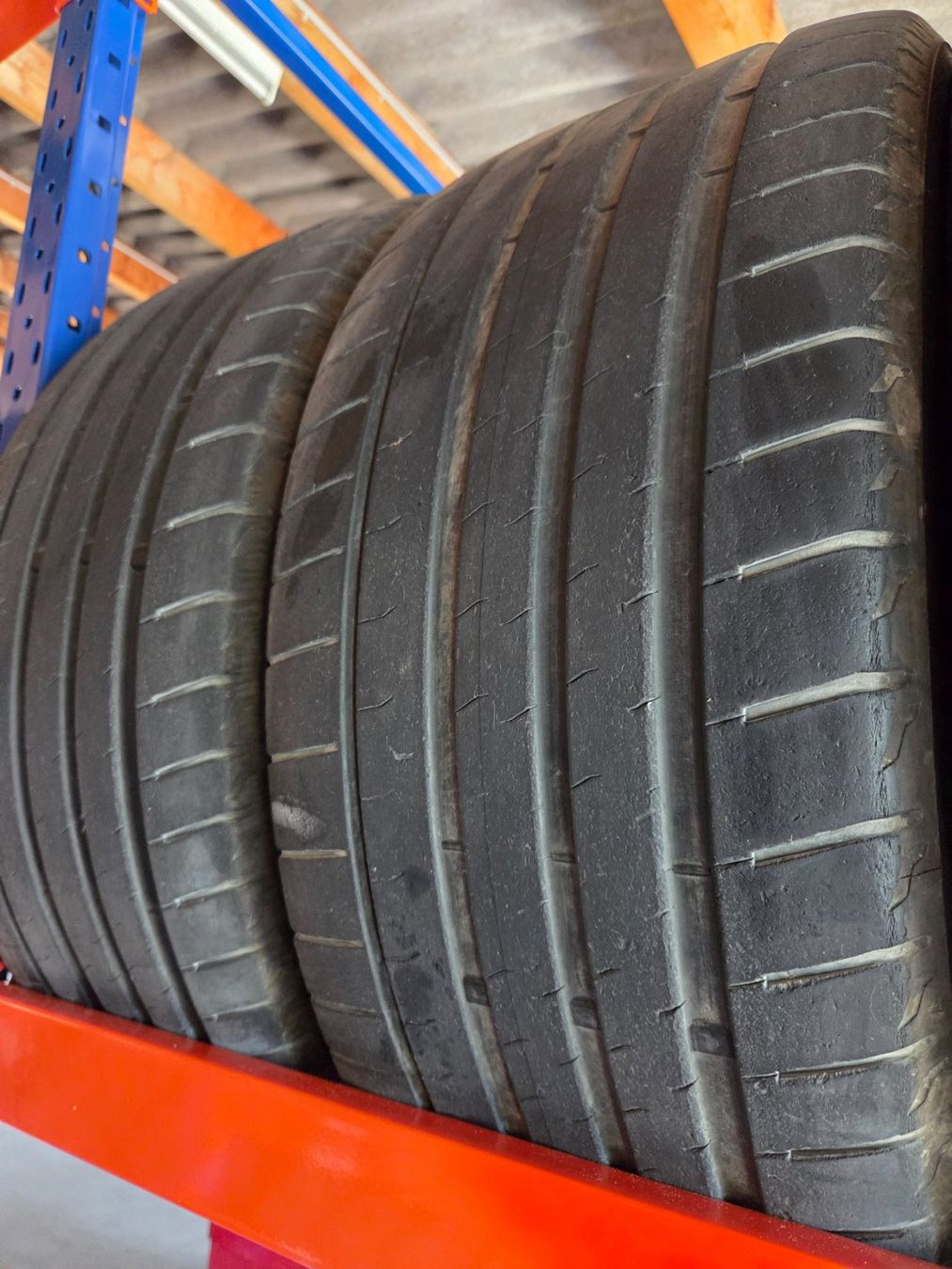 Altro in Scrittura & Disegno: Pneus 245 40 20 Bridgestone – Usato da Orbe venduto da Carmelo85 8