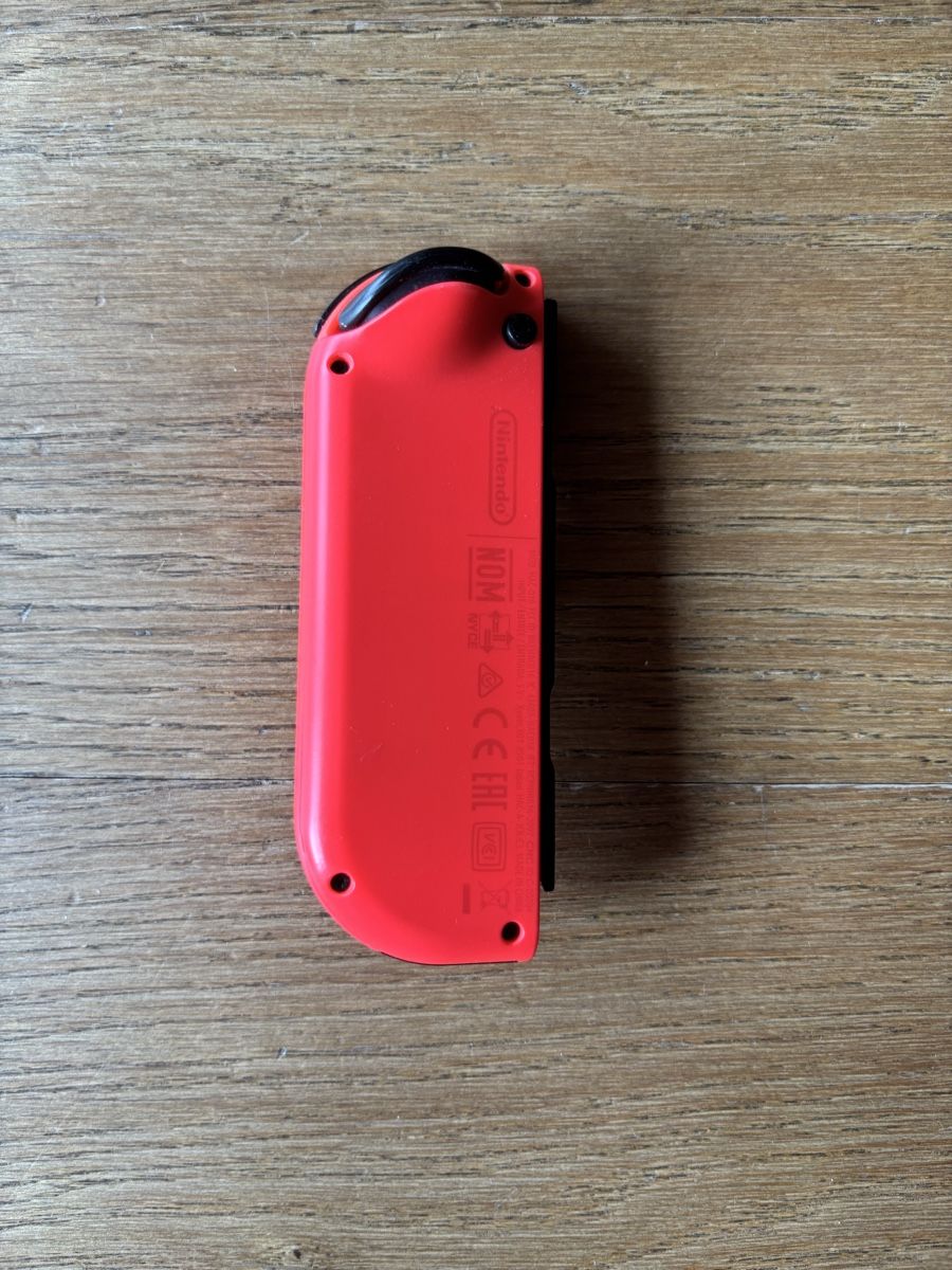 Nintendo Controller: Joycon (rechts) / Nintendo Switch 1 – Usato da Läufelfingen venduto da Seraphim13 1