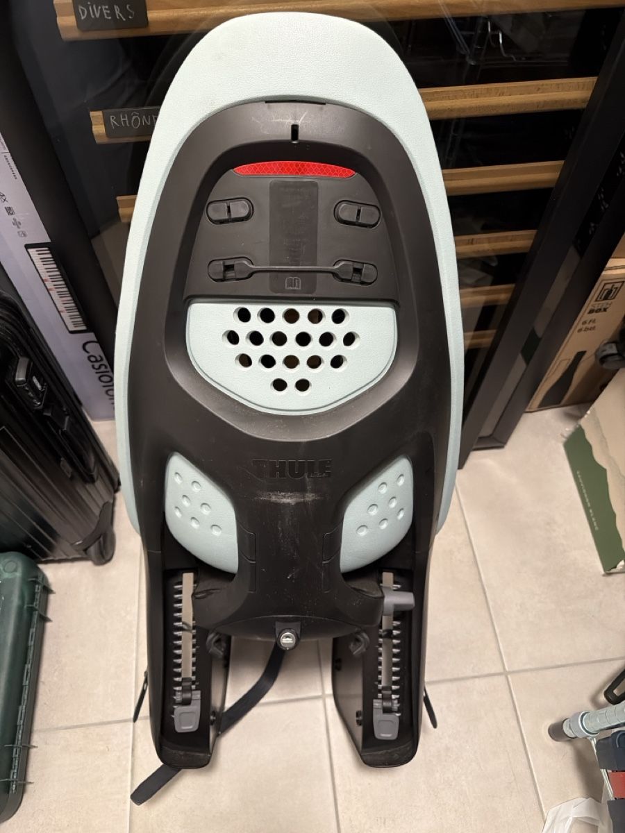 Auto-Kindersitze: Thule child bike seat grey used – Gebraucht aus COMMUGNY von toutdoitdisparaitre 2
