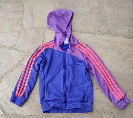 Veste Adidas violette/corail 7-8 ans (taille 128) pour fille