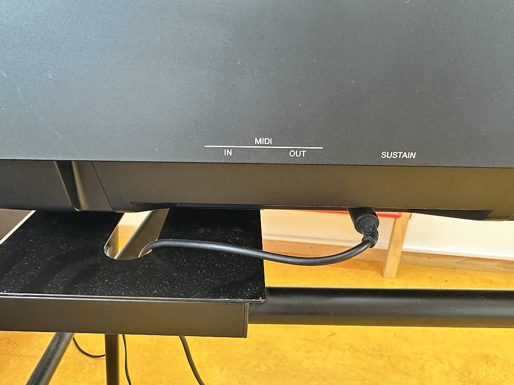 Yamaha Musikinstrumente: Yamaha P-85 digital piano mit Ständer – Gebraucht aus Elsau von Margarita 4