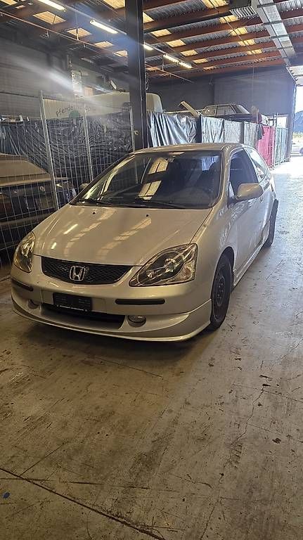 Autos: Honda Civic 1.6  – D'occasion à Oberriet SG par RentASwissCar