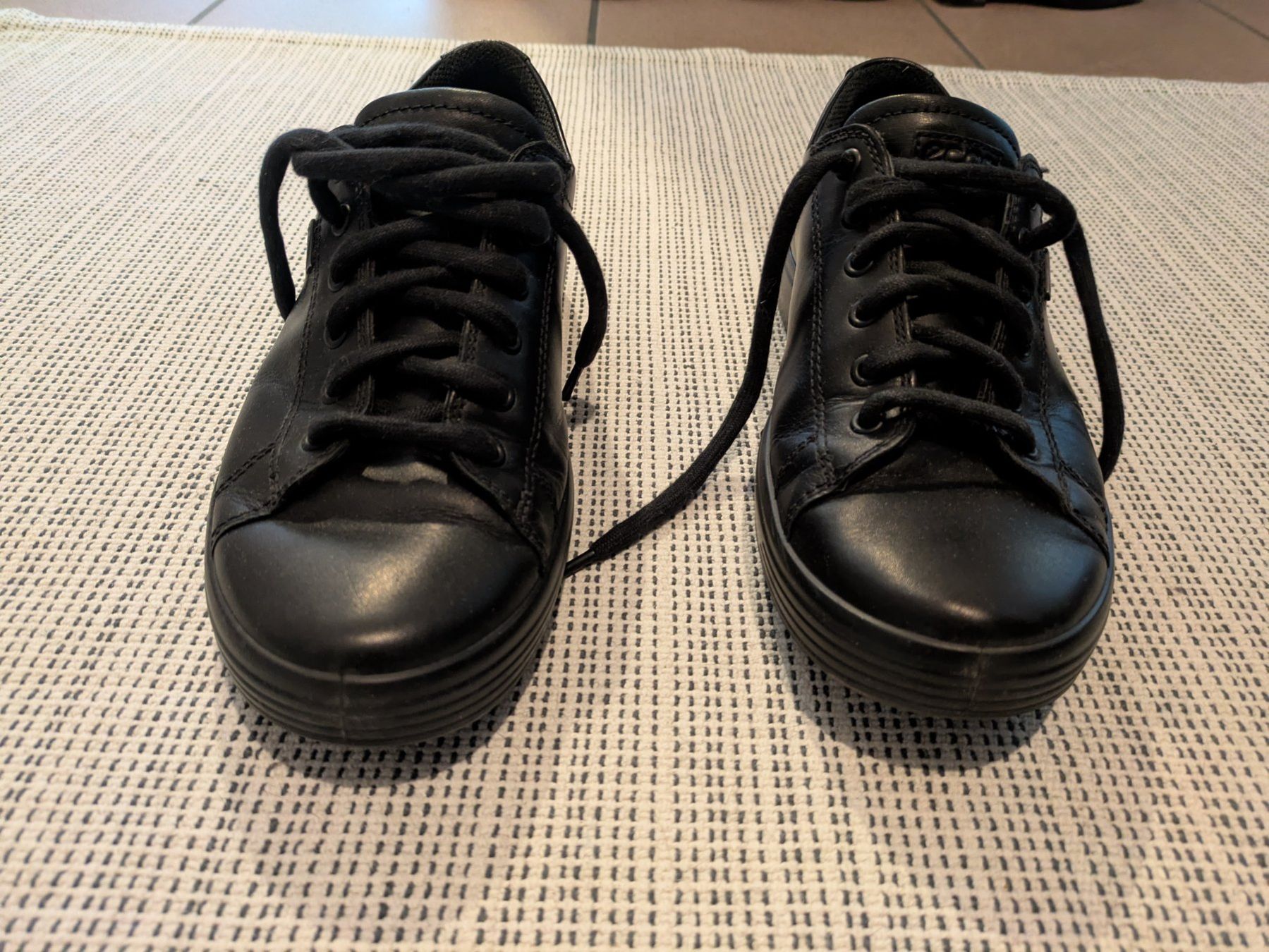 Ecco Scarpe da uomo: Ecco Soft 7 - Gr. 42 – Usato da Bottmingen venduto da HyperionFalls 2