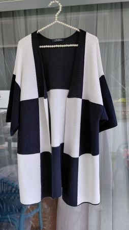 Kardigan MAX MARA,CH-Gr.40,neuwertig, 160 Fr.