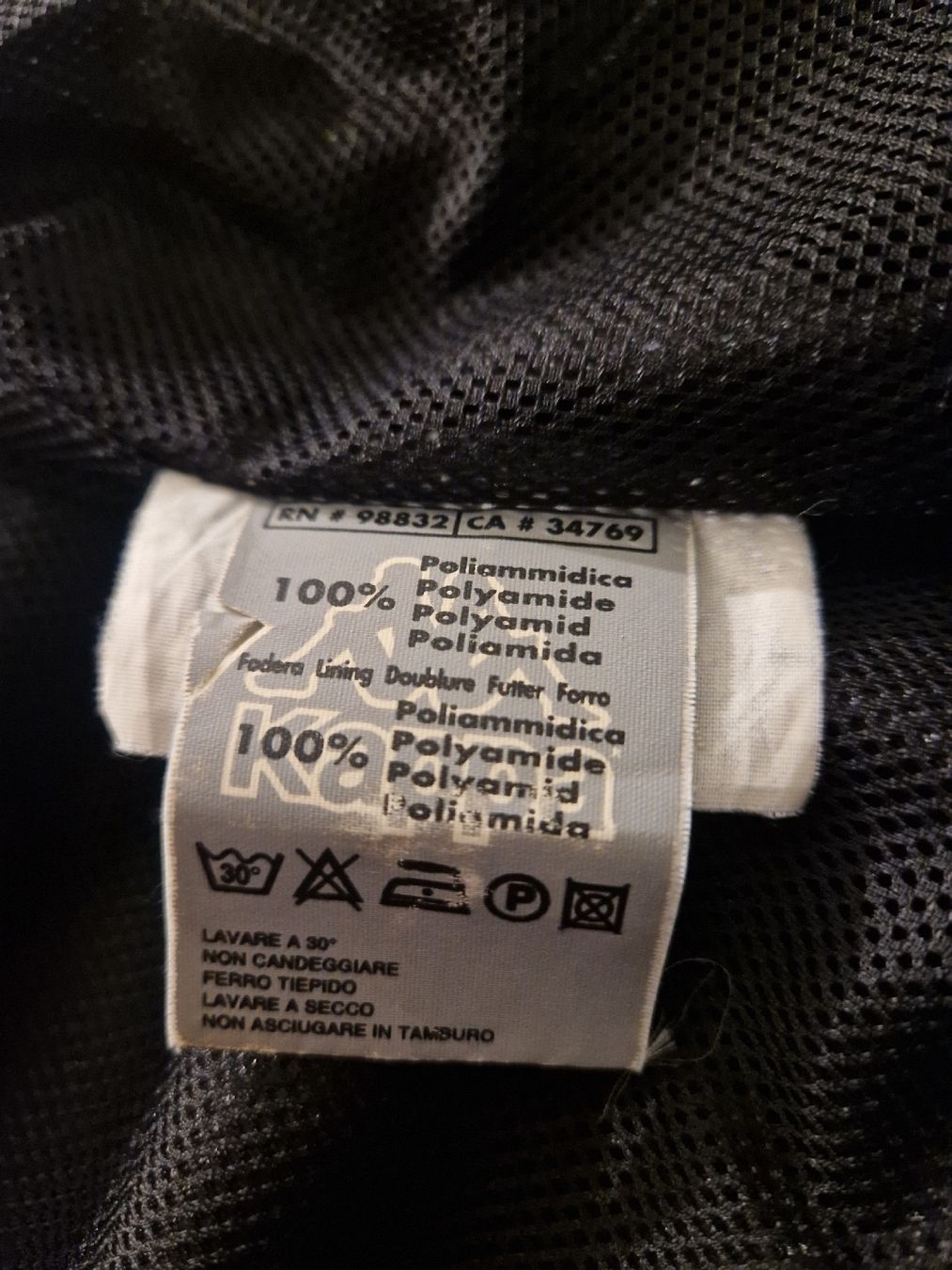 Kappa Giacche: Juventus Kappa Jacke 1996 – Difettoso da Dintikon venduto da Salentino19822 4